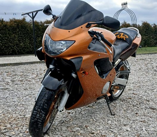 Honda CBR F4 600