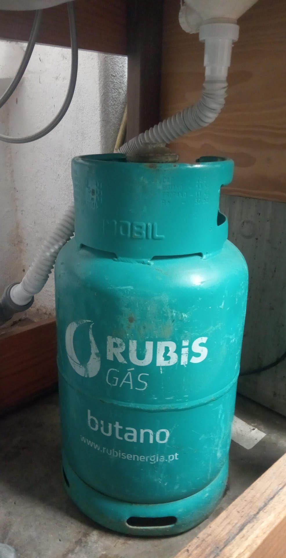 Recheio de casa em bom estado