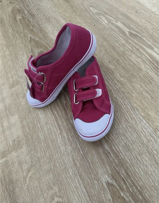 Дитячі кеди ,кросівки ,мокасини тапки в садочок змінне взуття