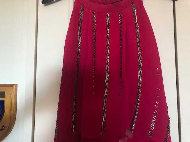 Vestido festa cor magenta com brilhantes