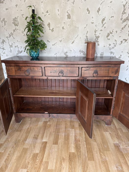 Komoda z drewna, komoda w stylu kolonialnym