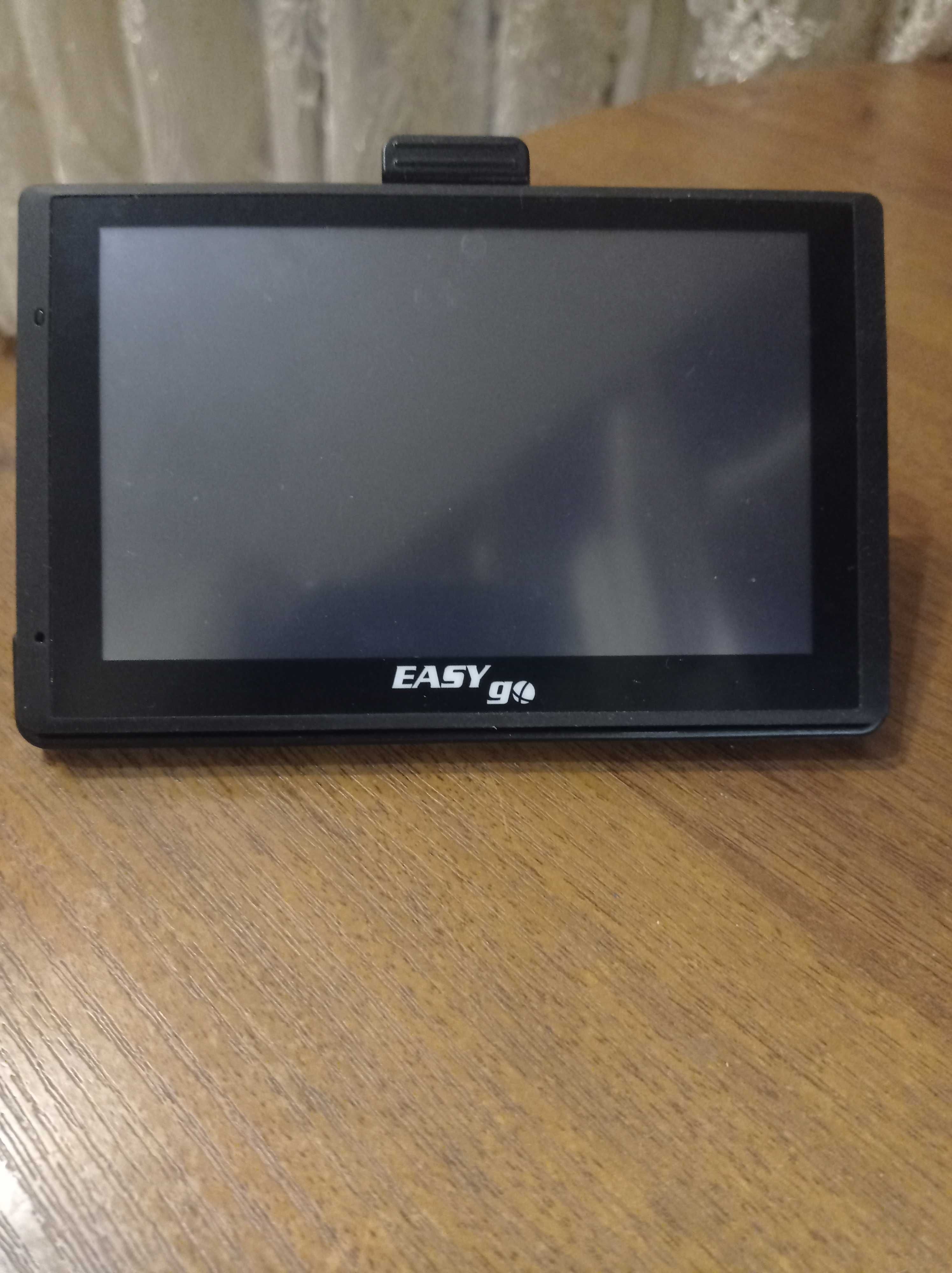 GPS-навигатор EasyGo 520B