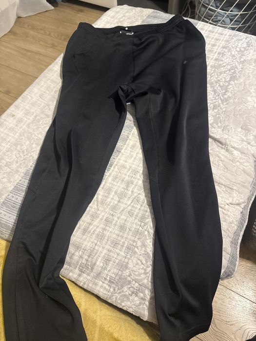 Spodnie dresowe nike rozmiar 147-158