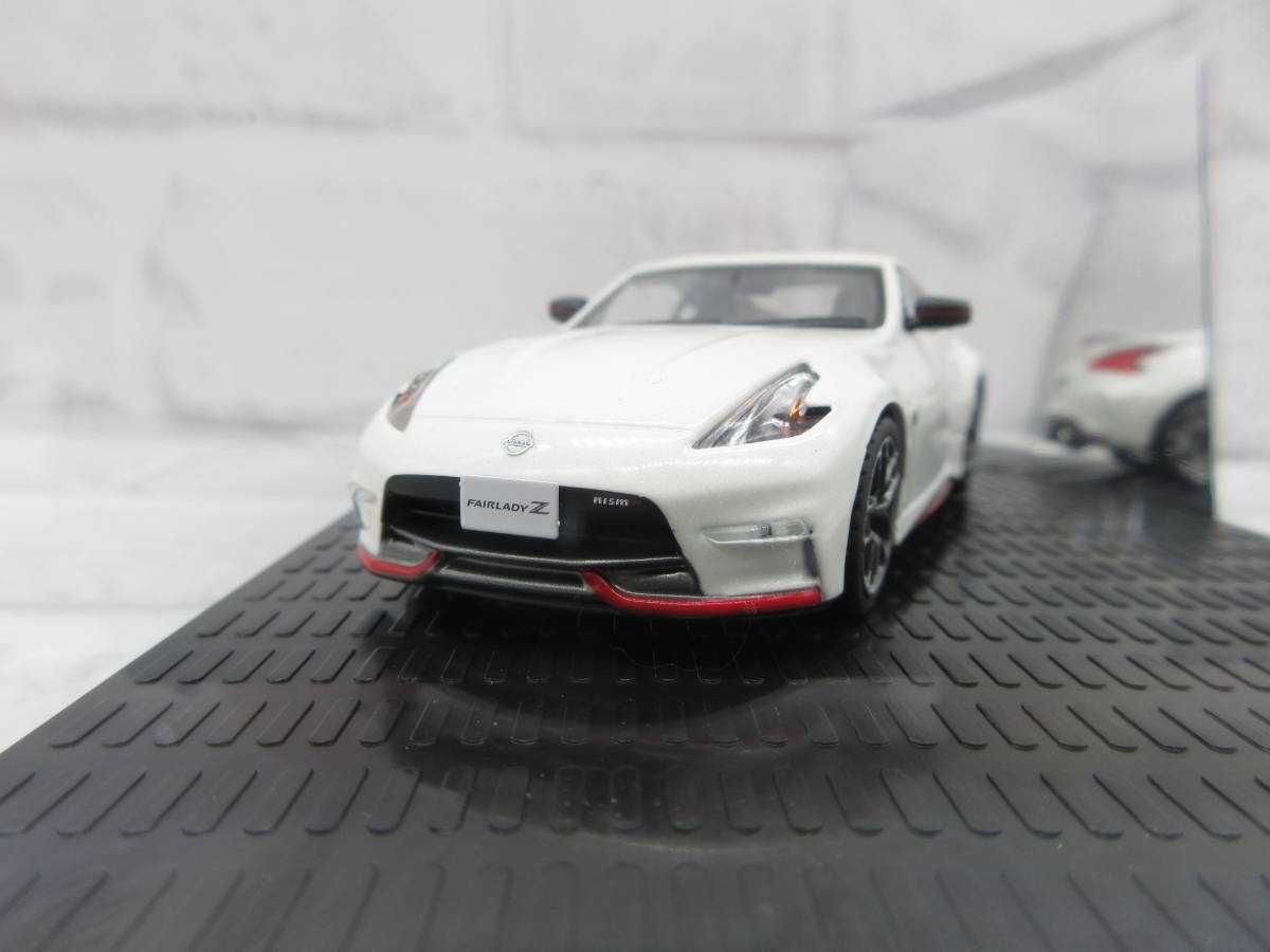 1/43 Nissan Fairlady Z Z34 Nismo - Dealer Edition