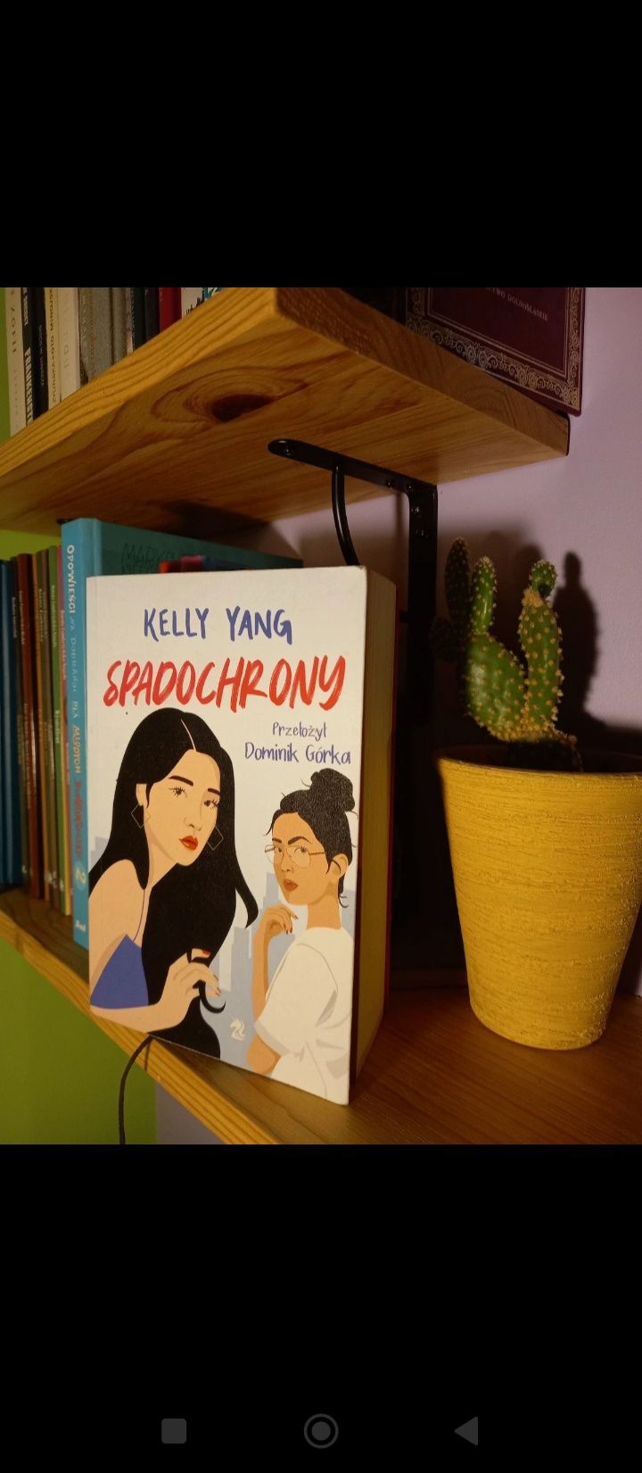 "Spadochrony" Kelly Yang