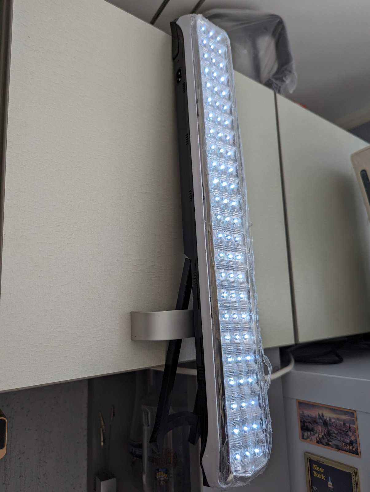 LED аварійна лампа світильник ліхтах KH-6825 (72 LED)