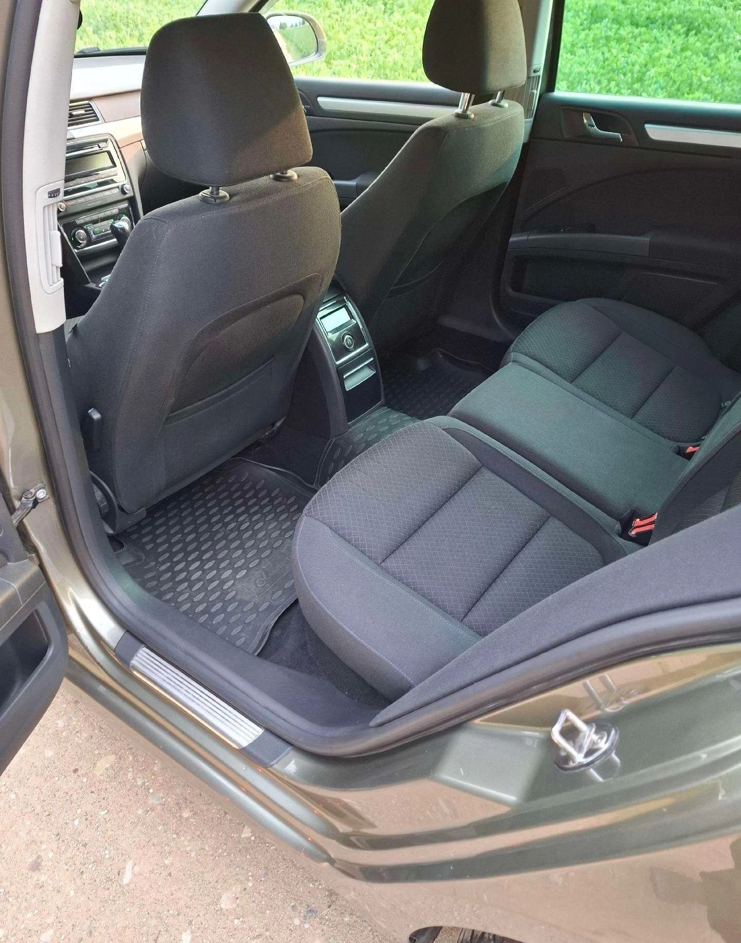 Skoda Superb 2.0 2014