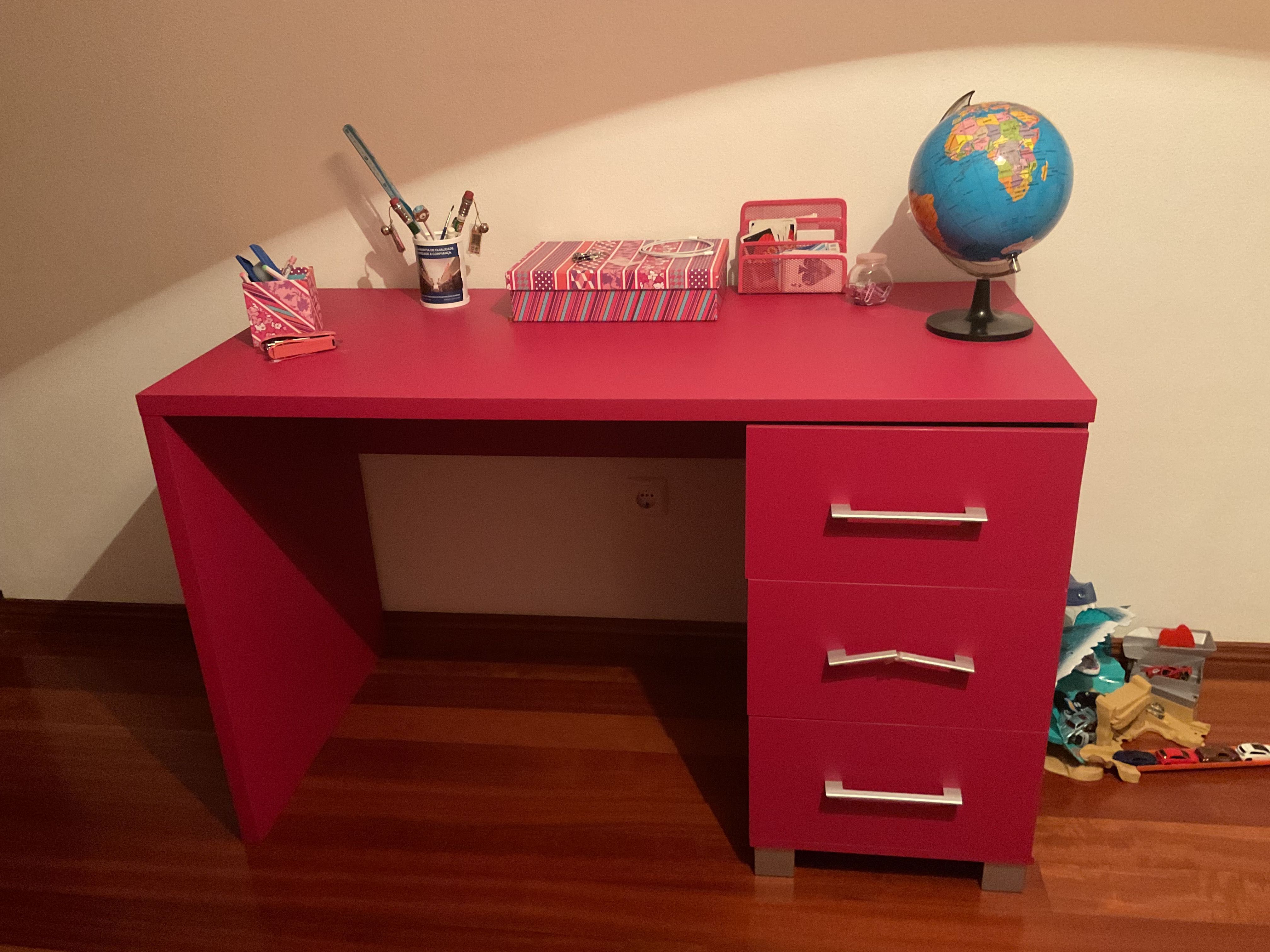 Secretaria de criança como nova