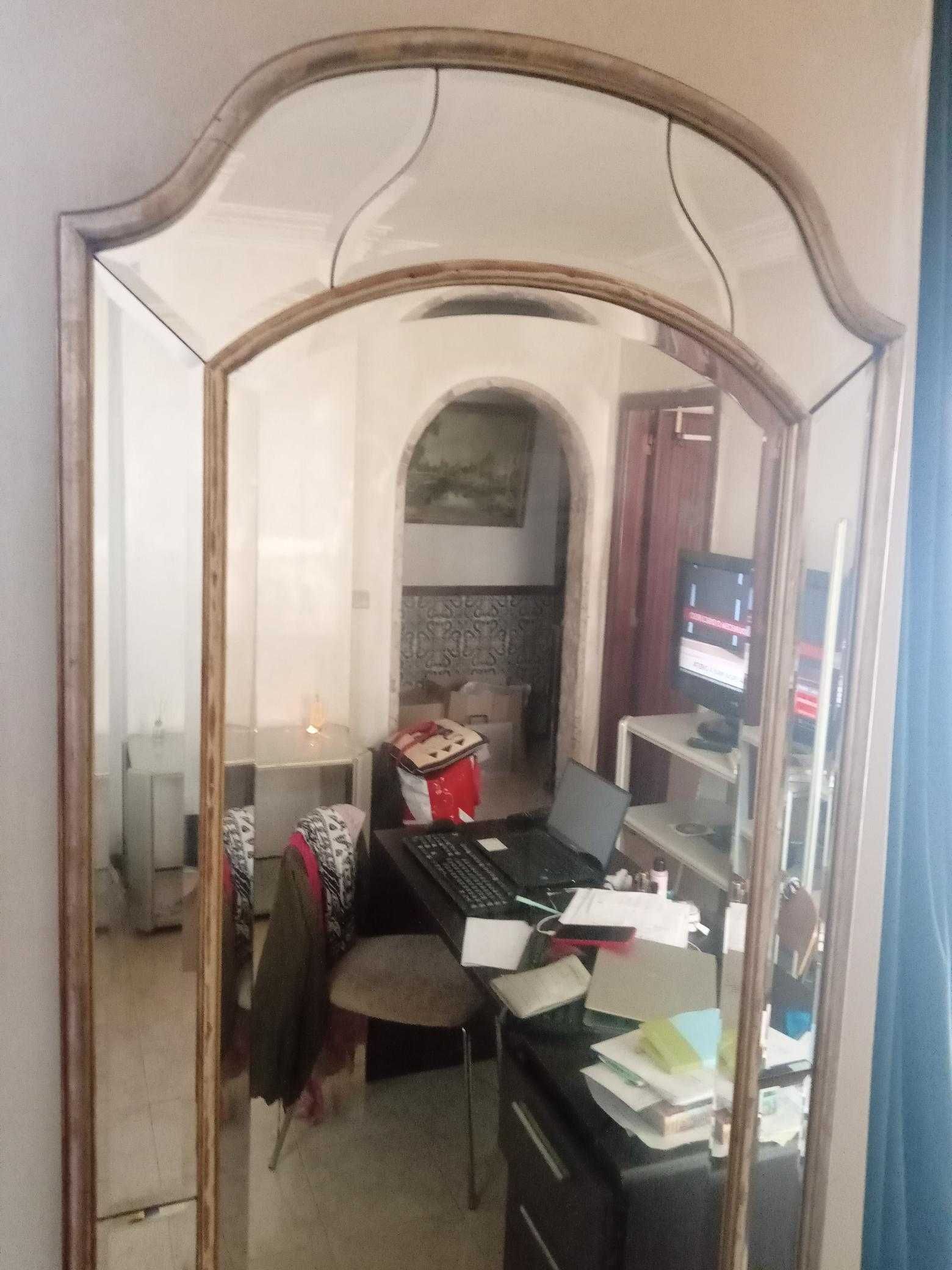 Espelho de grandes dimensões comprado na Marques Neto, nos anos 80