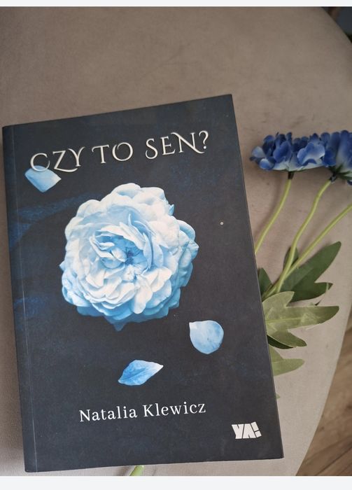 Książki młodzieżowe po 10 zł