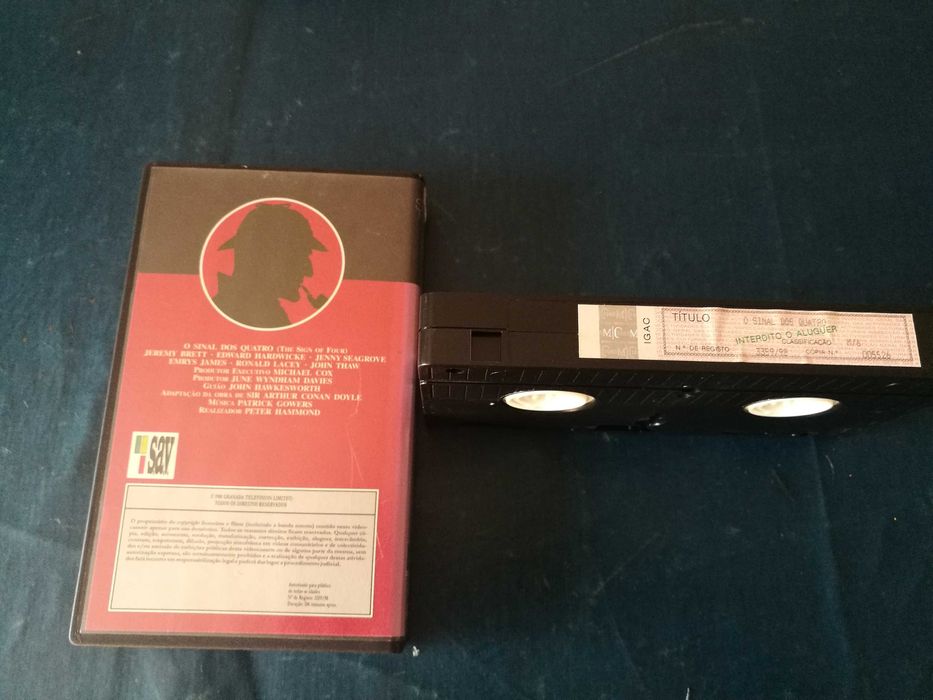 SHERLOCK HOLMES - O SINAL DOS 4	VHS (legendagem em Português)