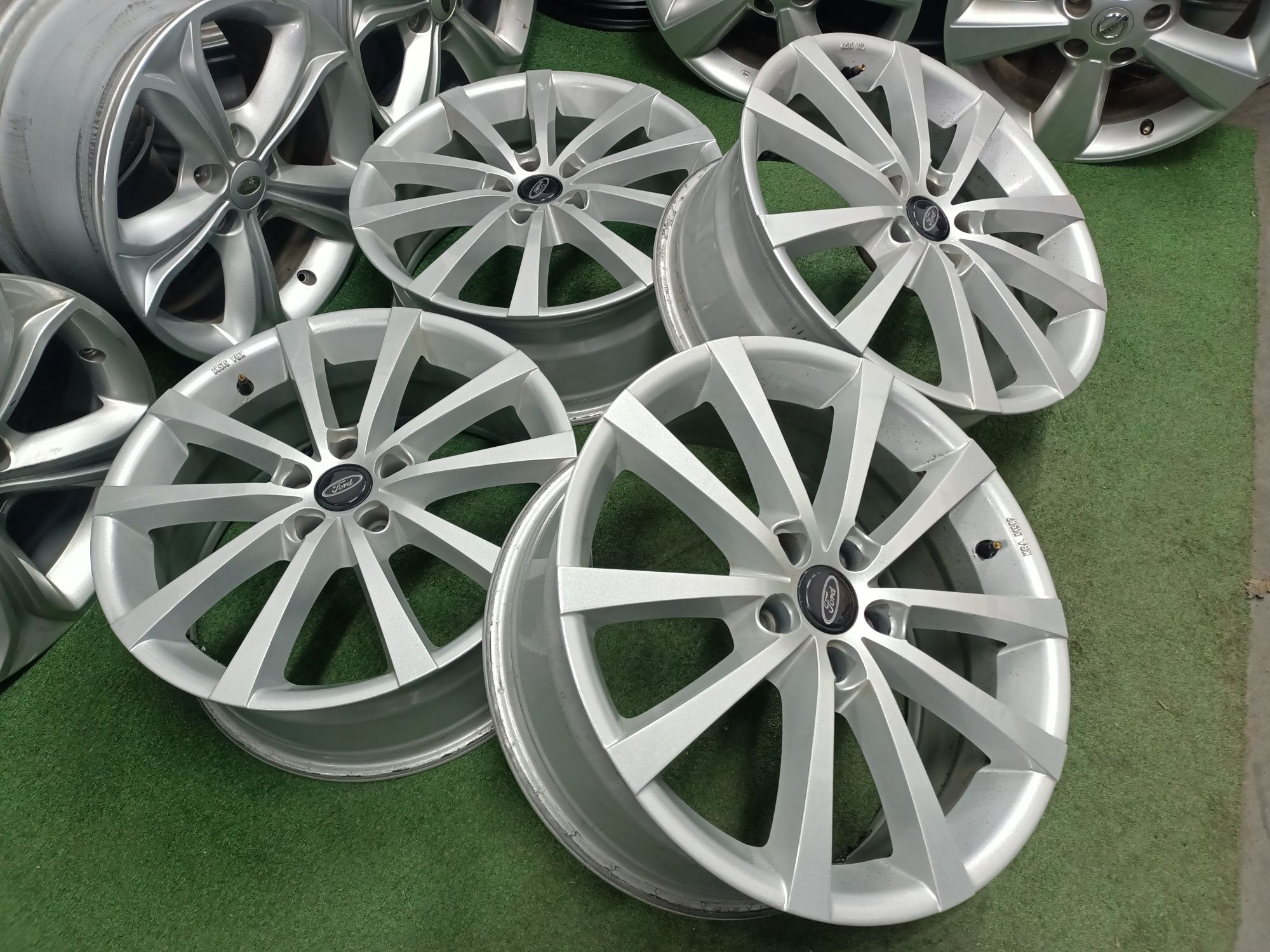 18" felgi 5x108 et45 Ford Mondeo S-Max C-Max Focus Kuga Volvo Citroen