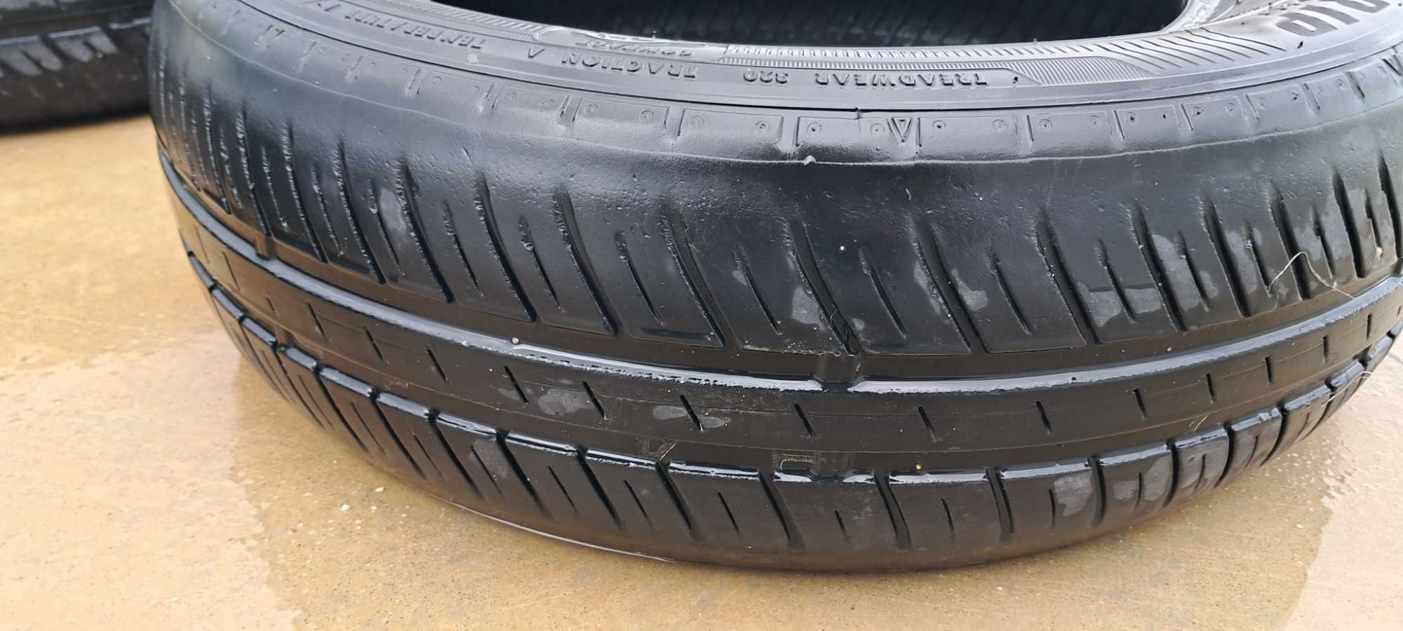 Pneus Goodyear 165/70 R13 4un = 20€