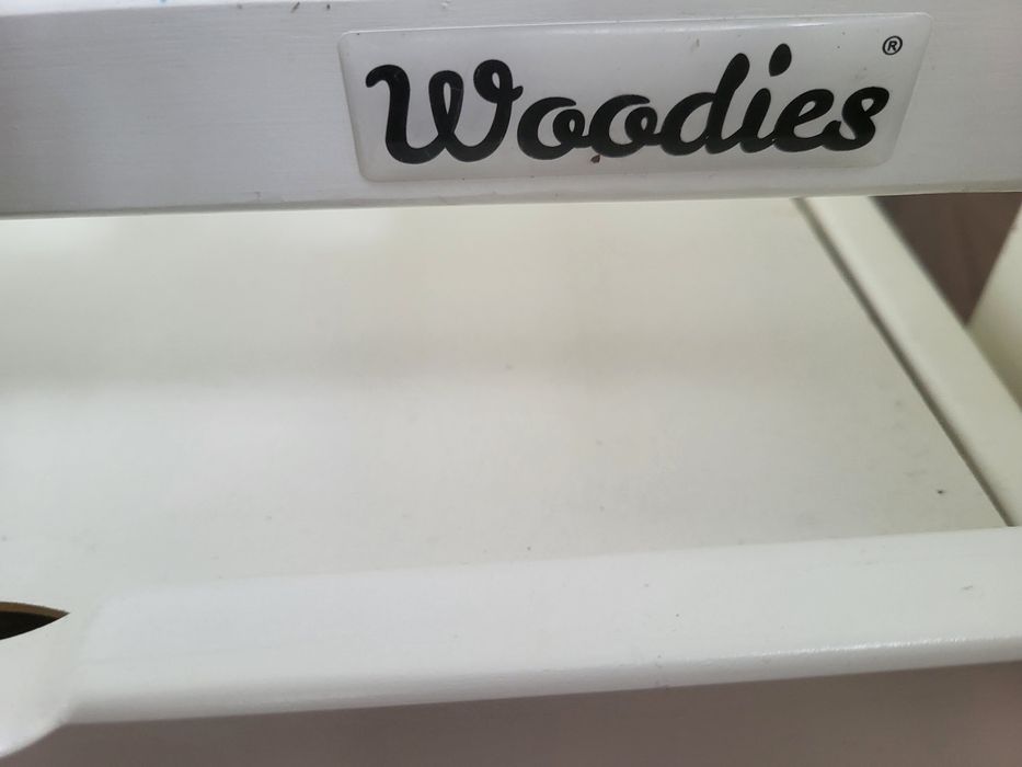 Łóżeczko z możliwością przemiany w łózko woodies z szufladą i materac