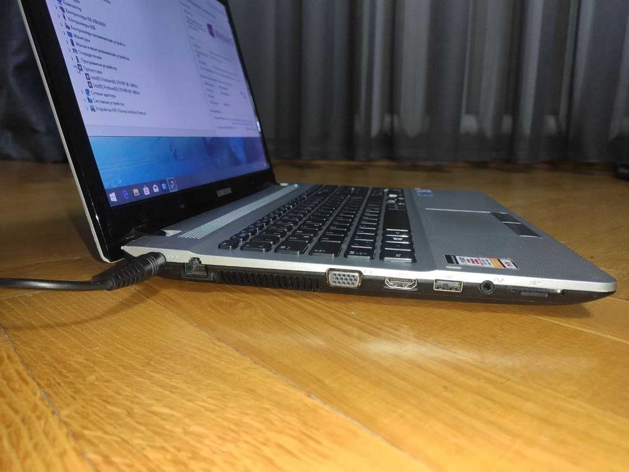 Ноутбук Samsung NP300 15.6 Intel Ram 4Gb SSD 128Gb DVD