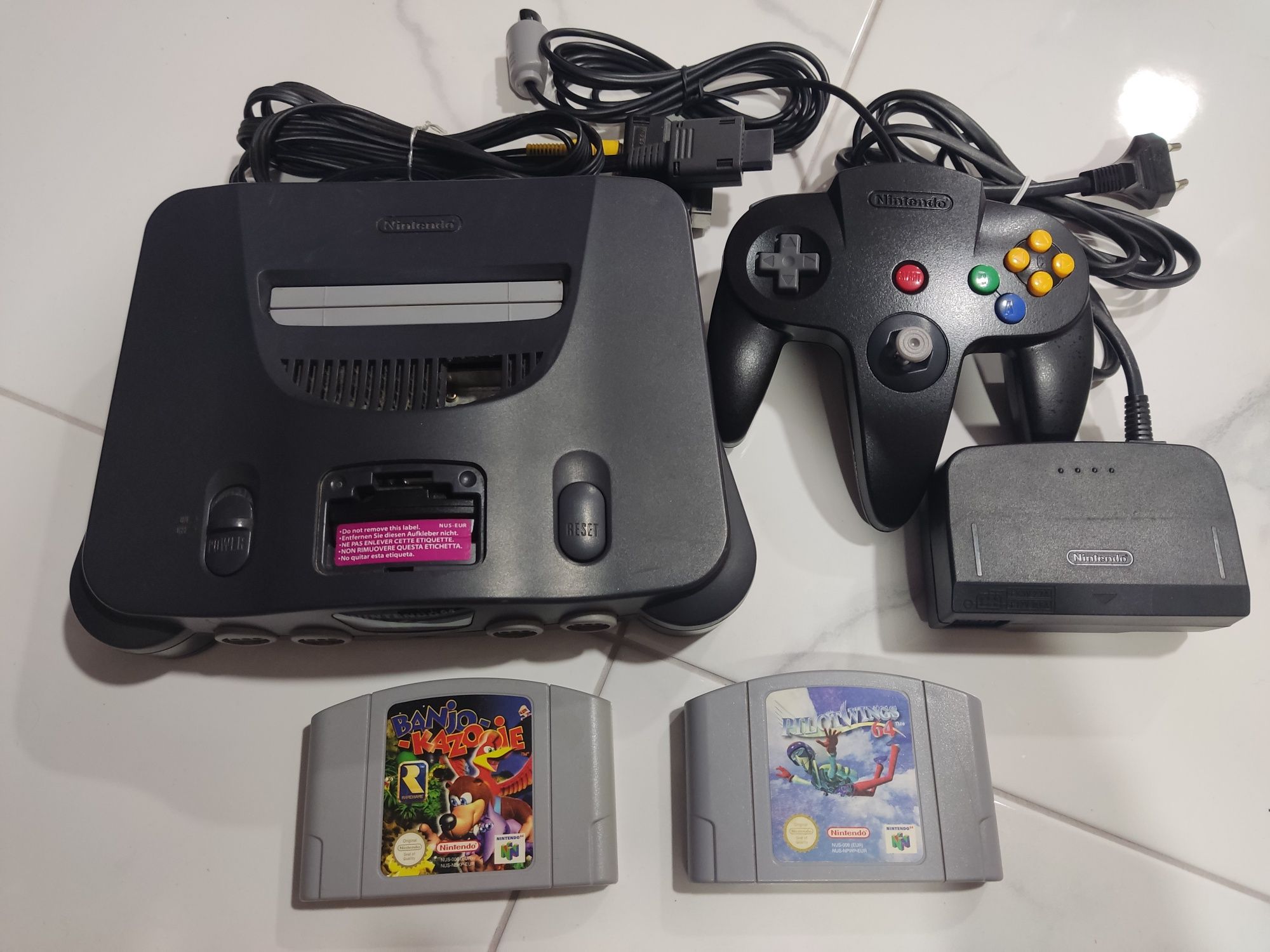 Nintendo 64 com jogos originais