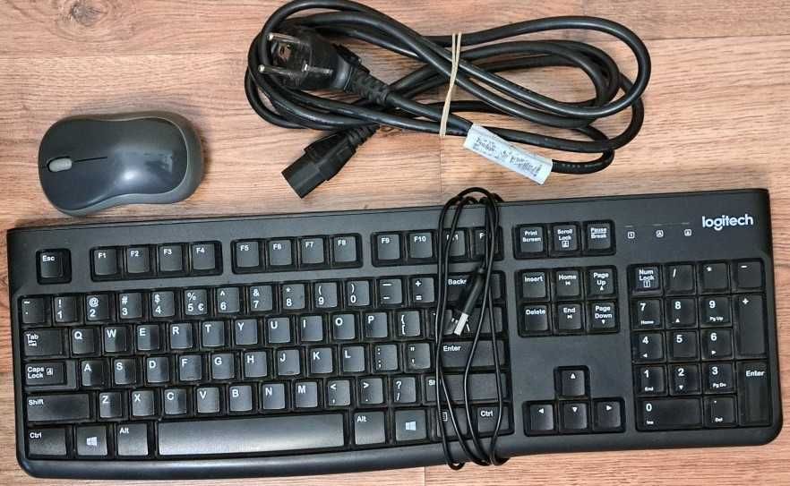 DELL VOSTRO 260S, i5 / 4GB RAM / HDD 500GB, Win 7 Prof.