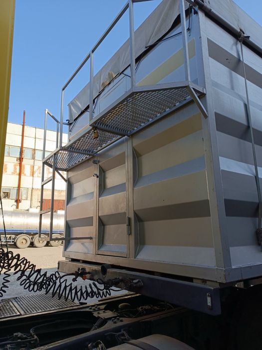 Самосвал напівпричеп зерновоз Schmitz S-01