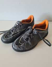 Turfy Nike rozmiar 35