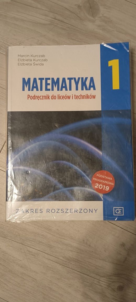 Podręcznik do matematyki do klasy pierwszej liceum.Poziom rozszerzony