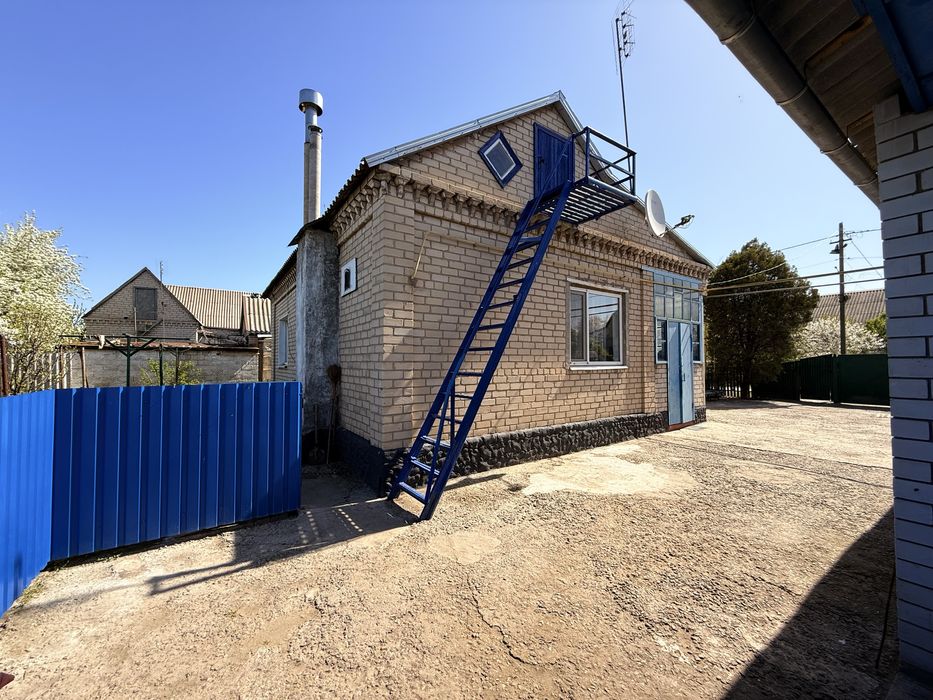 Продам  ухоженный  дом в Подгородном !  ( С )