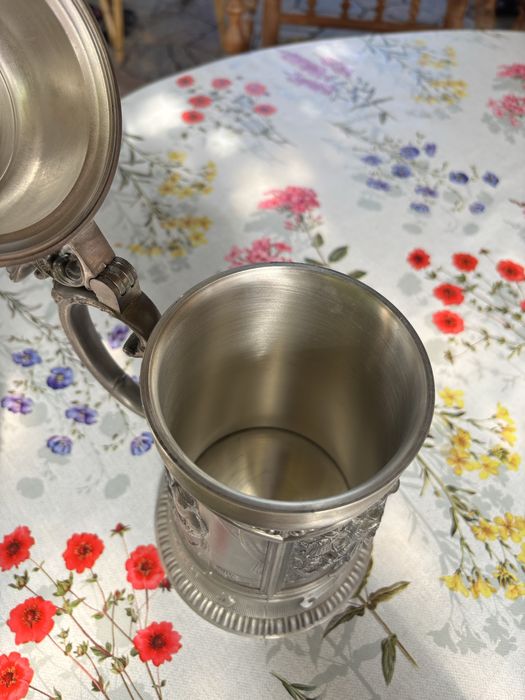 Zabytkowy kufel cynowy z wizerunkiem REMBRANDTa VAN RIJN super stan