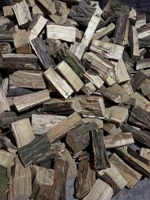 Акация,дуб,клен,ясень,берест,дрова