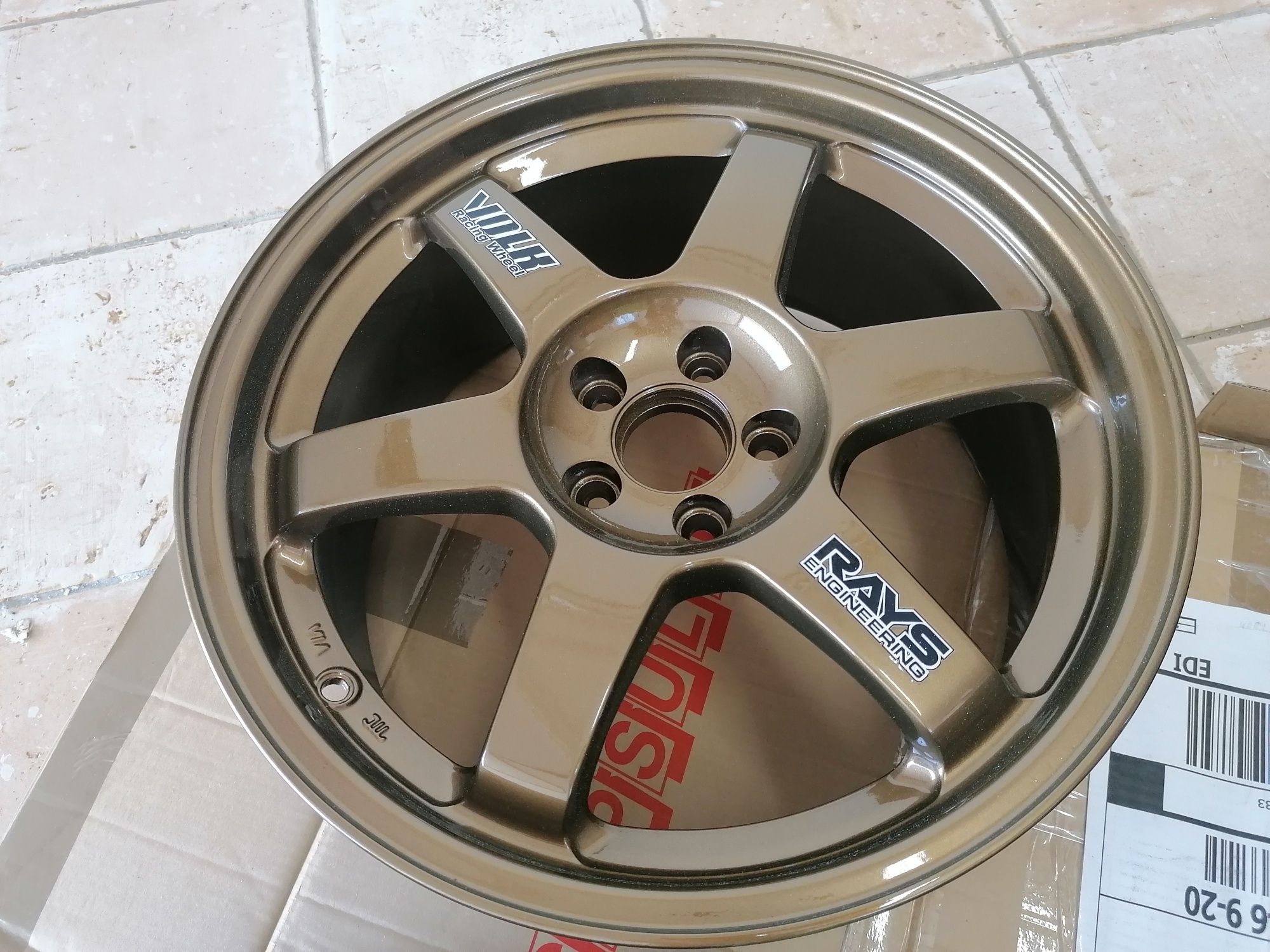 Rays TE37 OG Bronze / Volk Racing wheels