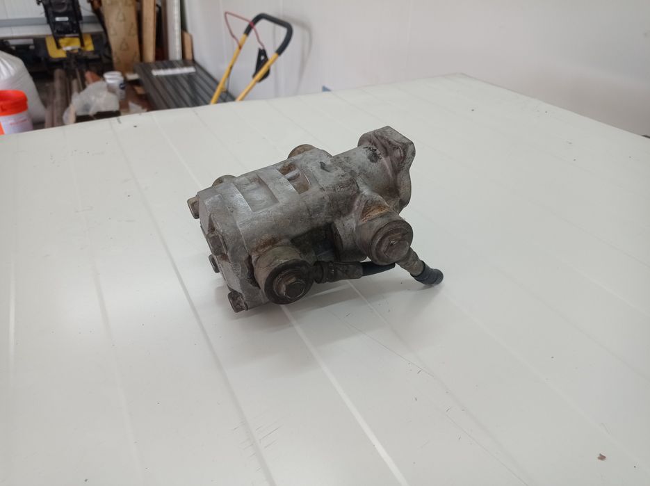 Pompa hydrauliczna Kubota Iseki 151551 traktorek komunalny
