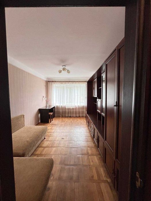 Сдам 2к,Шевченківський р-н,Нивки,Стеценко 9(Інтернаціональна площа)