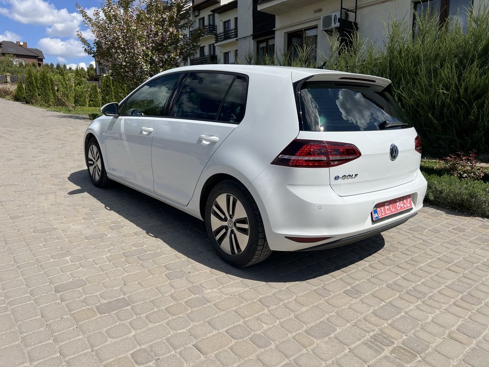 Volkswagen   E-Golf