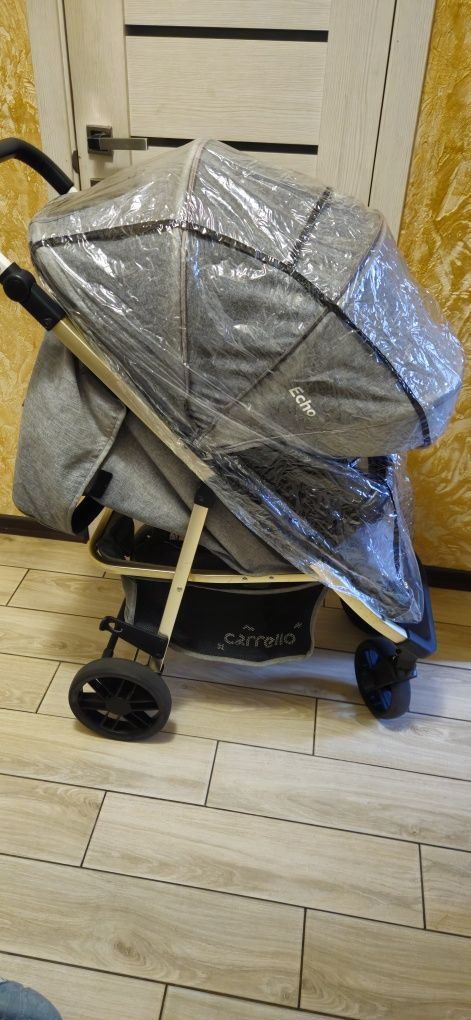 Прогулянкова коляска Carrello Echo