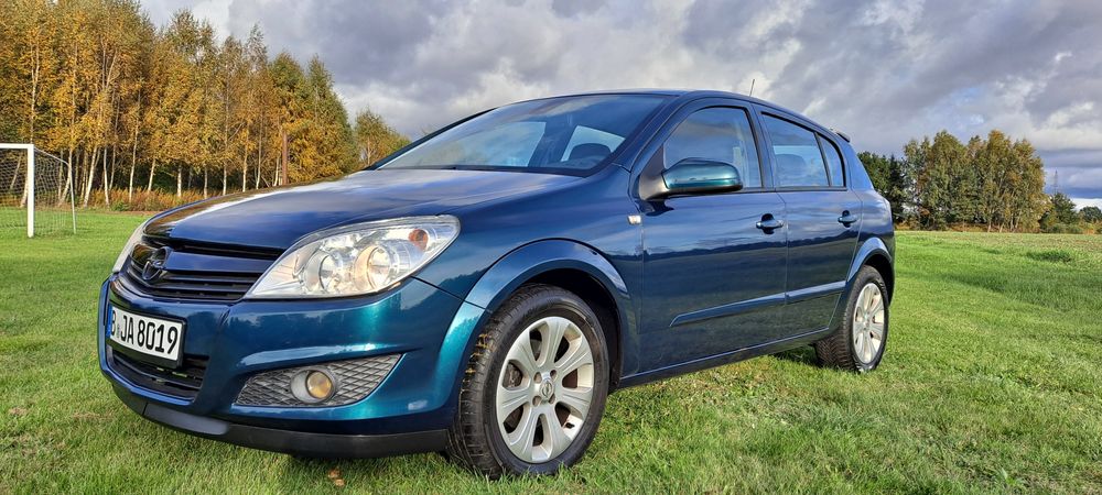 Opel Astra H 1.6 16V niski przebieg