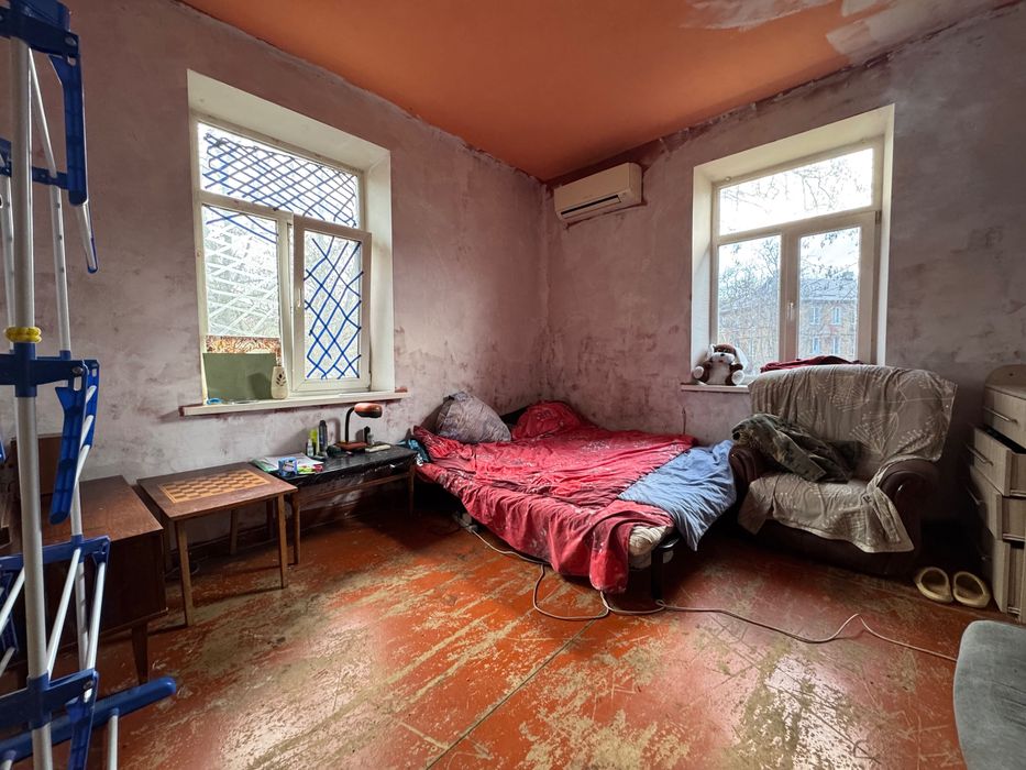 Купите двухкомнатную квартиру на проспекте Петровского, Военно-Морская