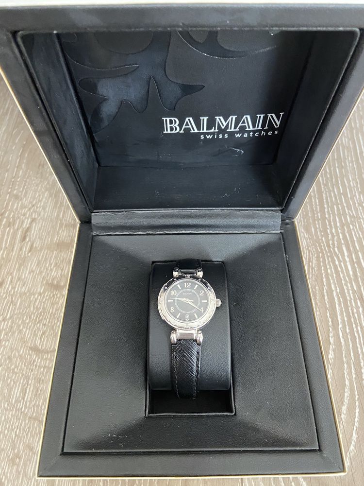 Продам часы BALMAIN