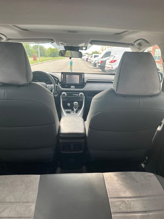 Продам Toyota  RAV 4