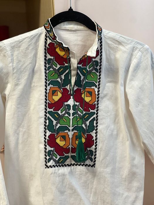 Шикарна вишиванка на хлопчика