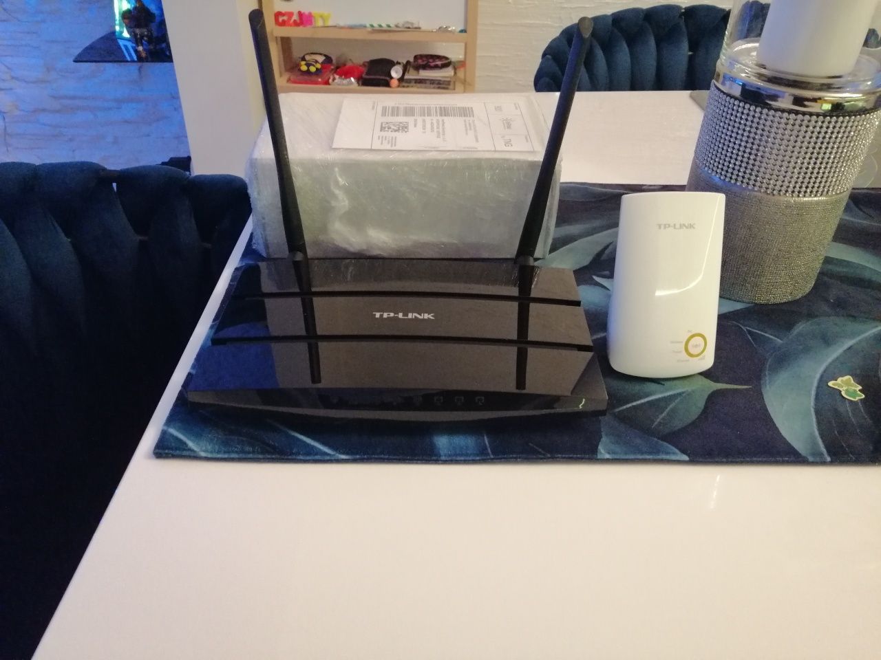 Router TP LINK TD W 8970 PLUS Extender TP LINK  TL-WA 750RA