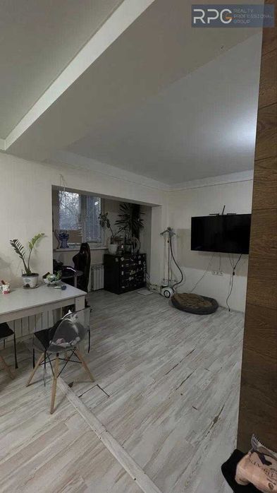 Продам 1-к квартиру, навпроти ТРЦ РЕСПУБЛІКА, вул. Василя Касіяна, 10