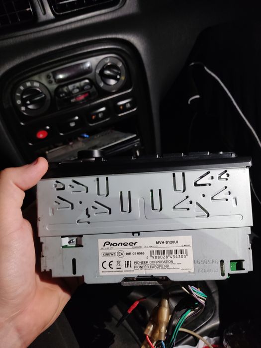 Магнітола Pioneer MVH-S120UI