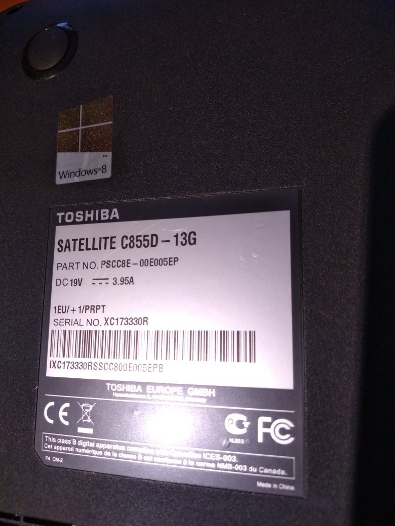 Computador portátil Toshiba C855D-13G para venda de peças