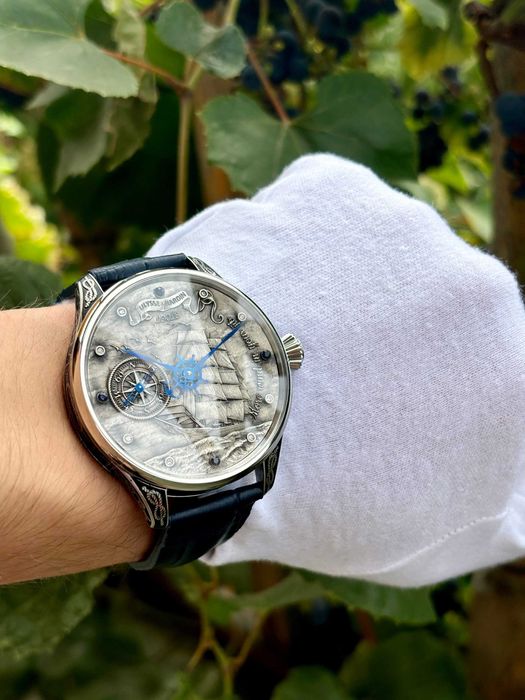 часы Ulysse Nardin