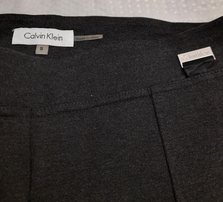 Calça Calvin Klein original