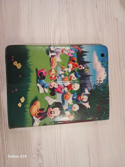 Нові чохли для планшетів