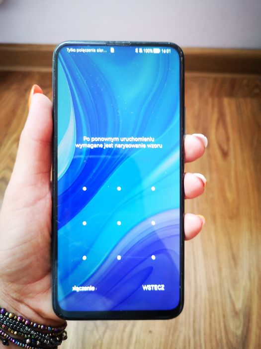 Huwaei p smart pro telefon 128G/ 8GB plus akcesoria pokrowiec pudelko