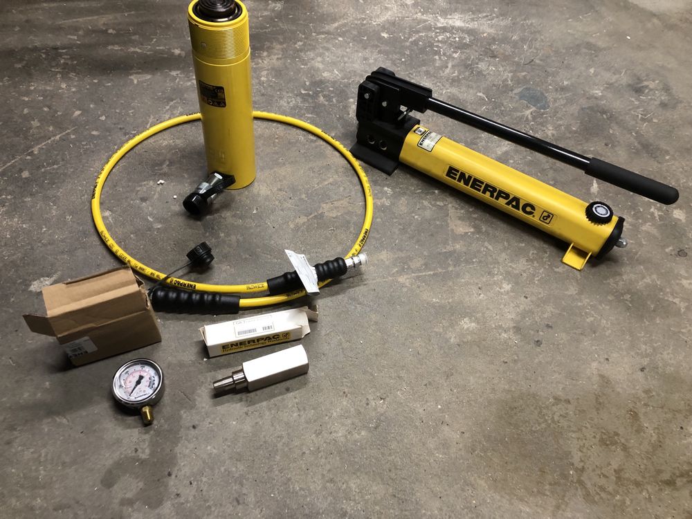 Pompa rozpierak Enerpac RC TRIO 25 ton
