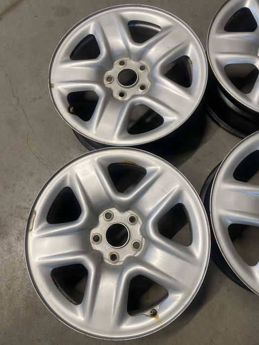 Felgi stalowe 17 cali Toyota