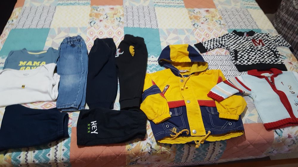 Conjunto de roupa para menino para 12 meses