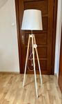 Lampa stojąca IKEA, drewno, tkanina na abażurze