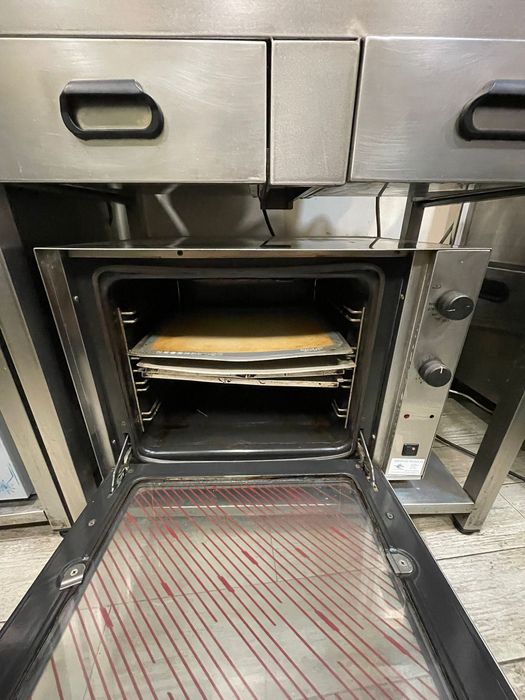 Forno profissional ROMAG em aço inoxidável